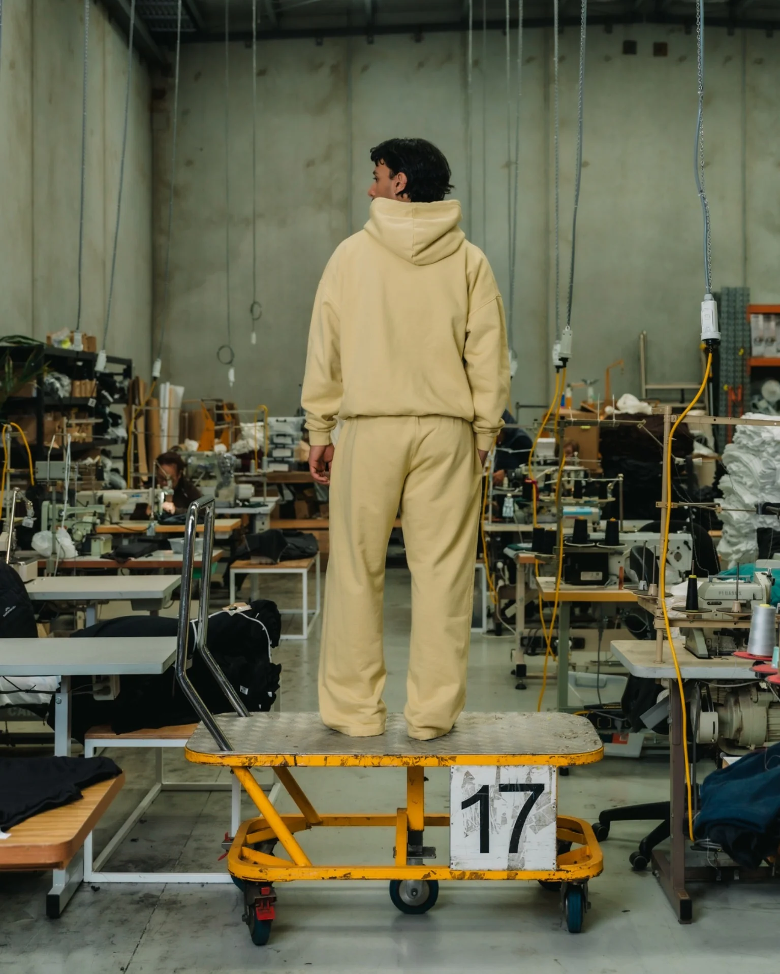 100% Cotton Box Hoodie Close-To-Home - Image 3