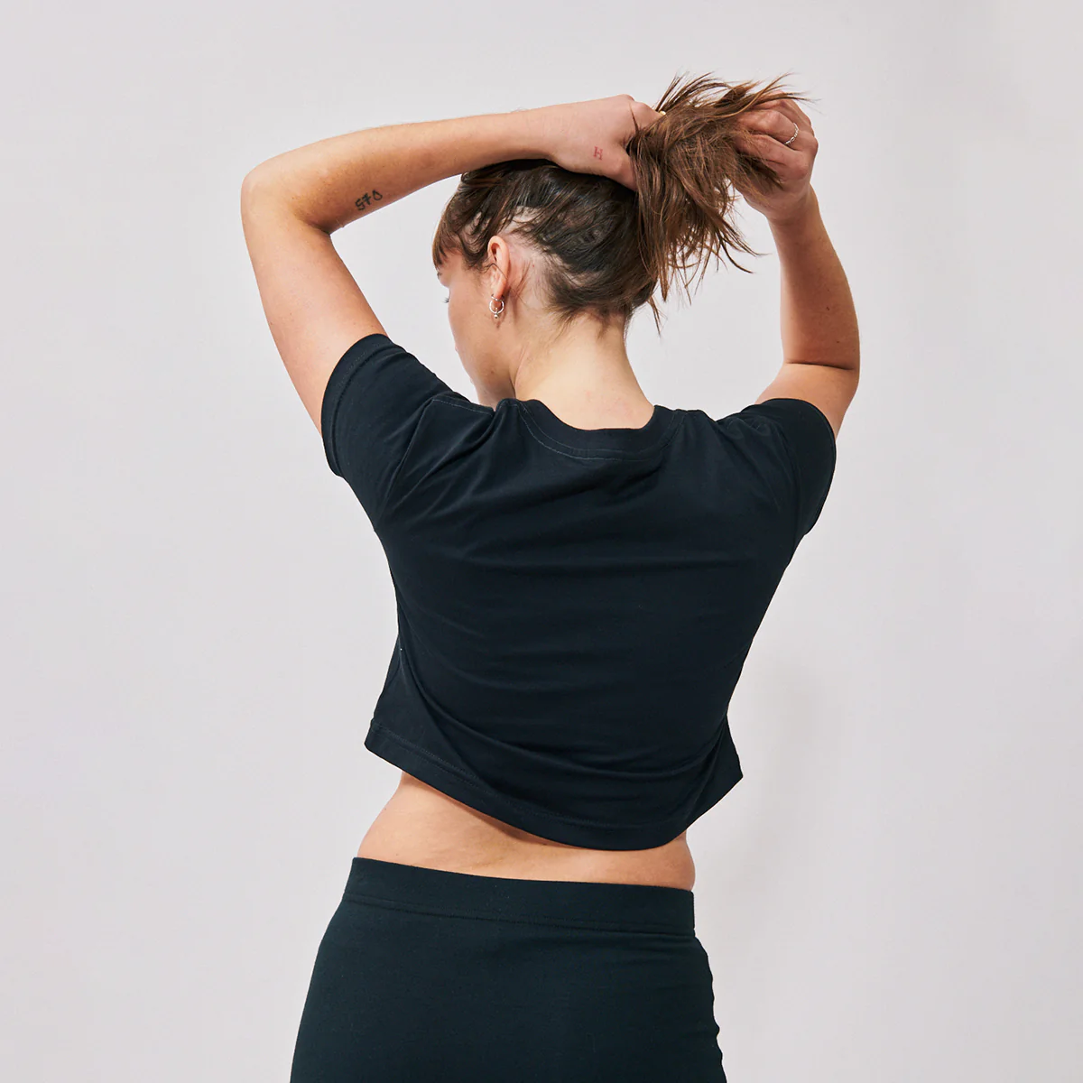 Cotton Cropped Tee - Image 9